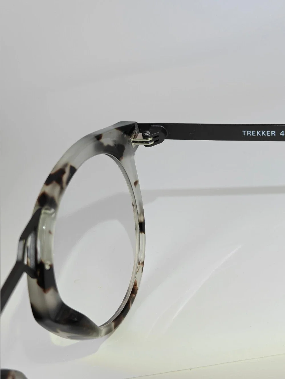 Trekker. Round Tortoiseshell Metal-Bridge Eyeglasses - Gray/Black